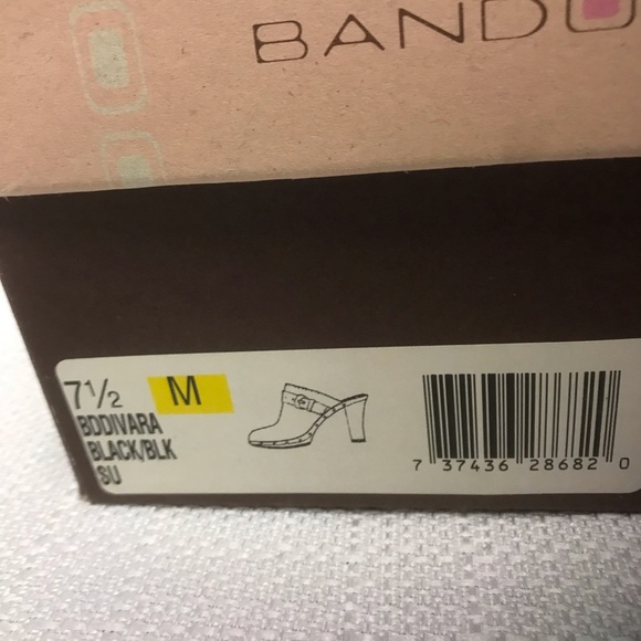 Bandolino Bodivara Black Suede Heeled Mules - Picture 8 of 8